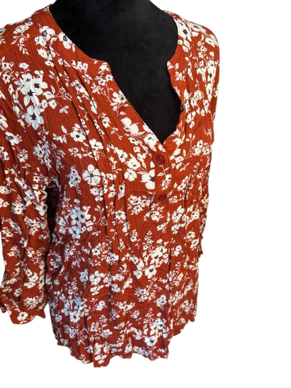 Monday Fun Dark Red / Rust Floral Crinkle Gauze Blouse – Boho Split Neck – Size - Picture 2 of 9